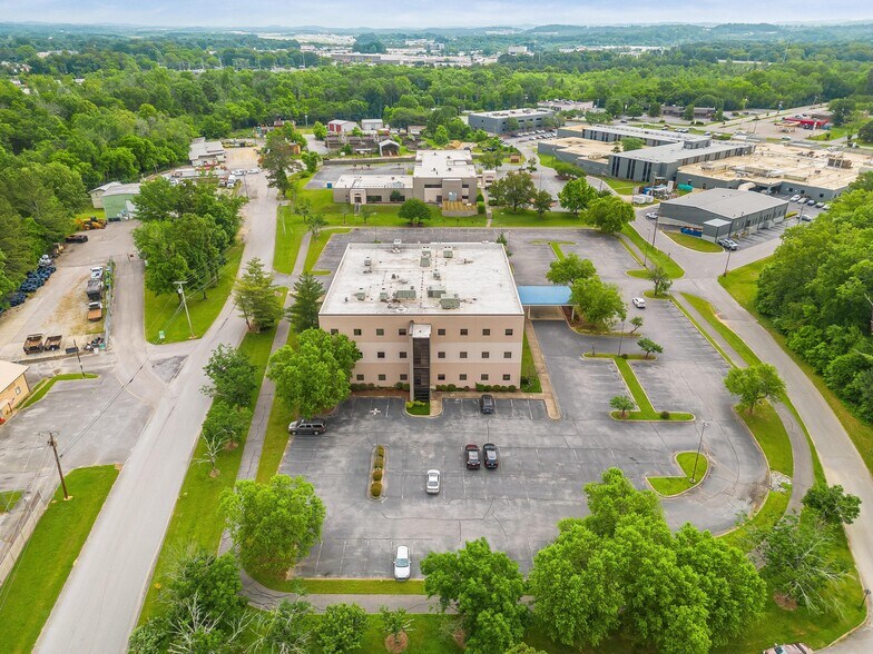 More Photos Of 961 Spring Creek Rd, East Ridge Medical For Lease