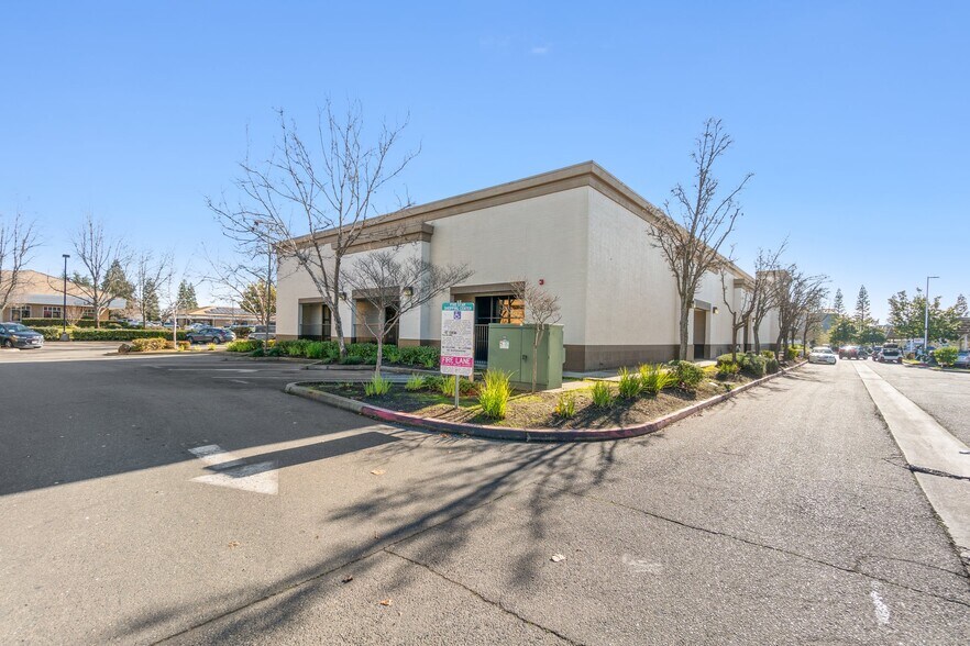 More Photos Of 6810 Five Star Blvd, Rocklin Freestanding For Sale