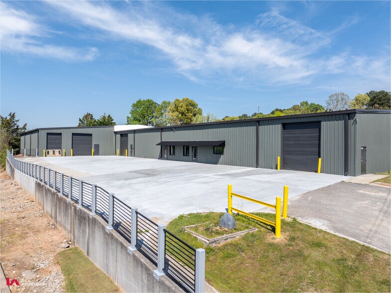 More Photos Of 1500 Union Hill Rd, Alpharetta Manufacturing For Lease