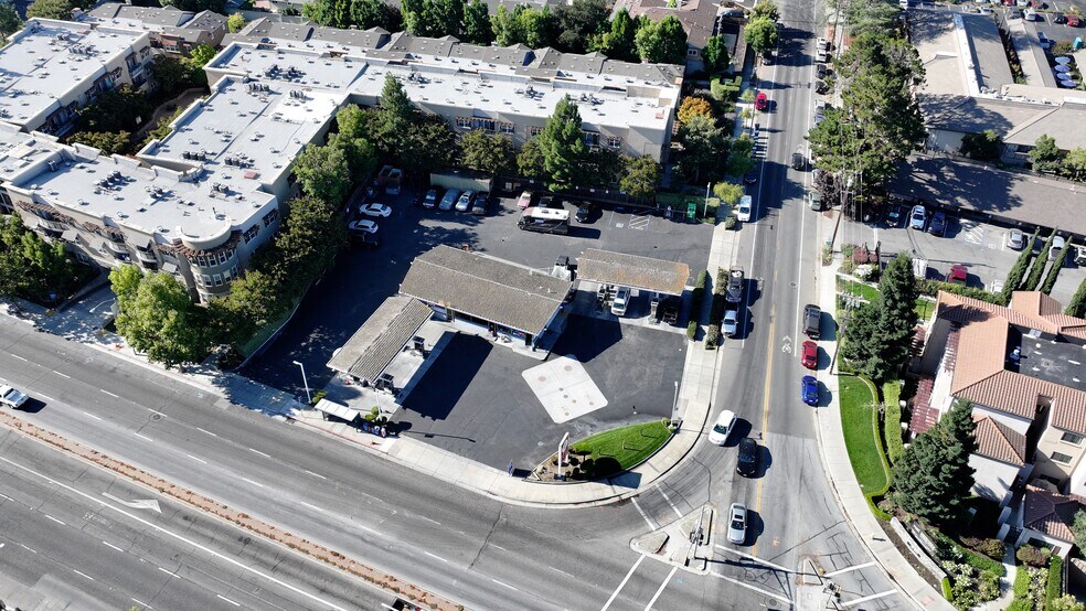 More Photos Of 4350 El Camino Real, Los Altos Service Station For Sale