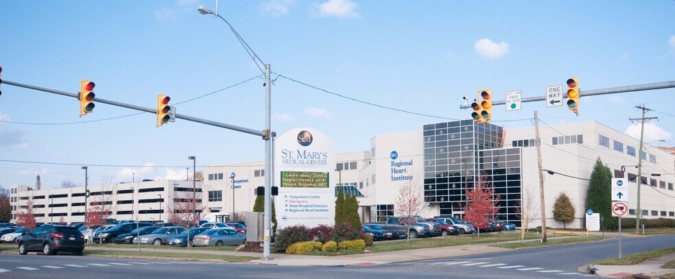 More Photos Of 2957 5th Ave, Huntington Freestanding For Sale