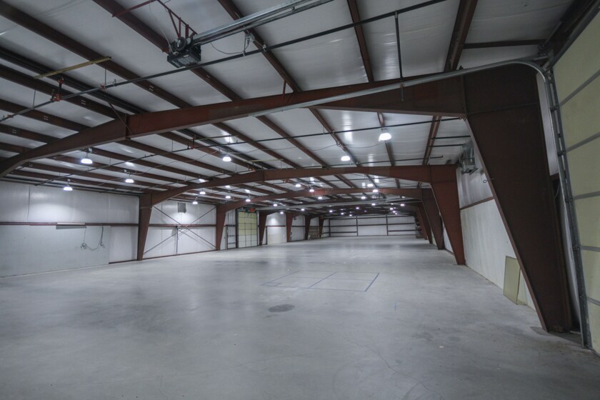 More Photos Of 1020 S Garfield Ave, Loveland Warehouse For Sale
