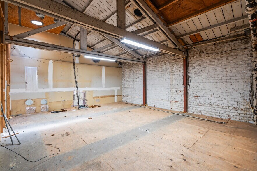 More Photos Of 865 Post St, San Francisco Storefront For Lease