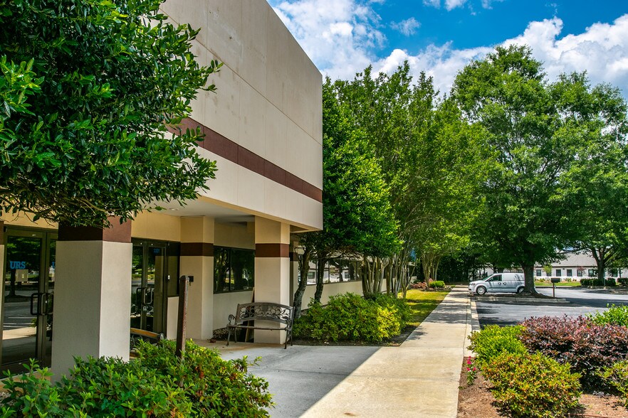 More Photos Of 2331 S Centennial Ave, Aiken Office Residential For Lease