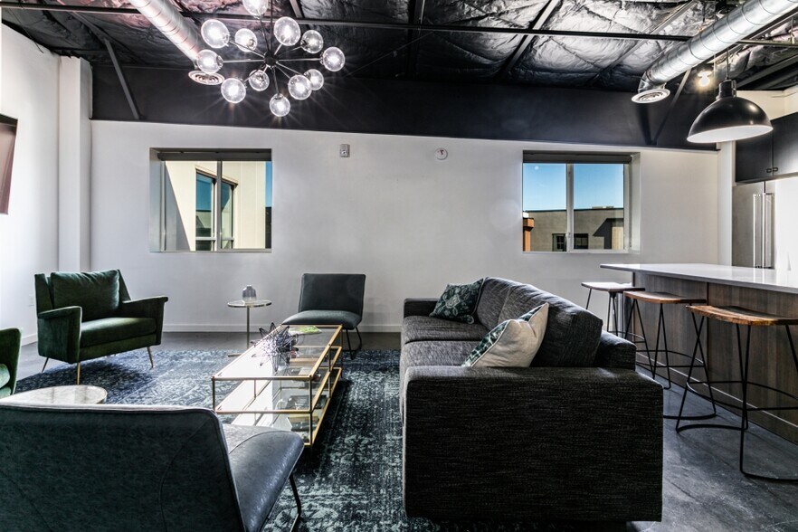 More Photos Of 4383 Forestdale Dr, Park City Warehouse For Lease