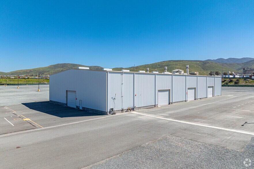 More Photos Of 9802 Lone Star Rd, San Diego Warehouse For Lease