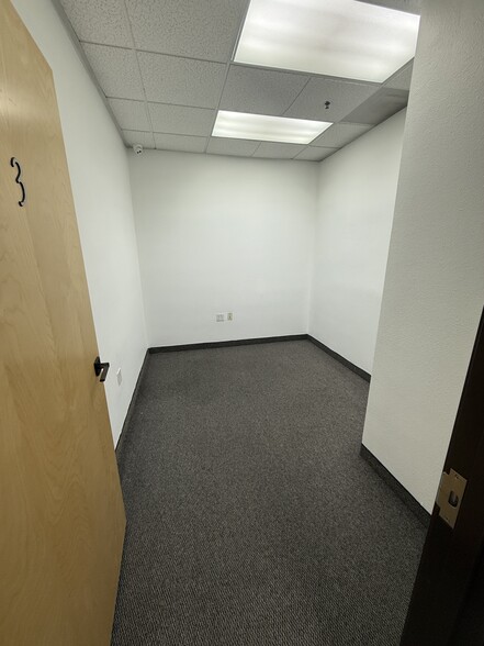 More Photos Of 5765 S Rainbow Blvd, Las Vegas Office For Lease