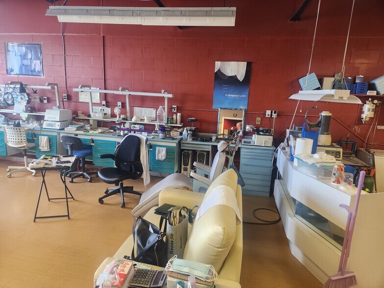 More Photos Of 2351 Royal Windsor Dr, Mississauga Flex For Sale