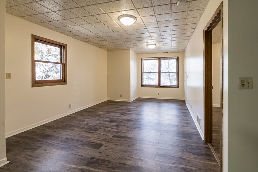 More Photos Of 1910 Feronia Ave, Saint Paul Apartments For Sale