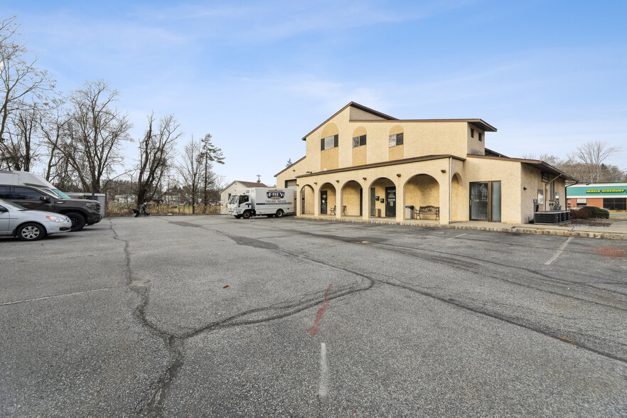 Primary Photo Of 418 State Route 23, Franklin Storefront Retail Office For Lease