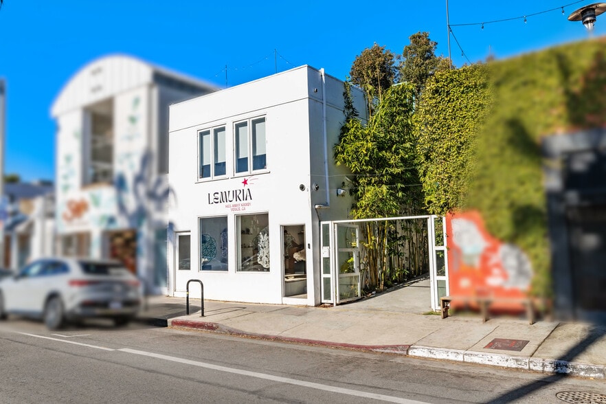 More Photos Of 1423 Abbot Kinney Blvd, Venice General Retail For Sale