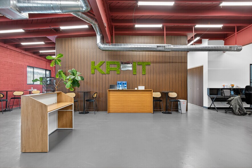 More Photos Of 7225 Fulton Ave, North Hollywood Warehouse For Sale