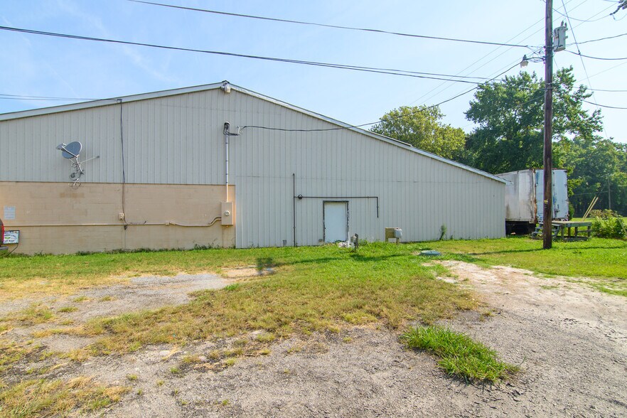 More Photos Of 3515 Main St, Exmore Storefront Retail Office For Lease