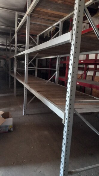 More Photos Of 308 Thomas Pl, Everman Warehouse For Sale