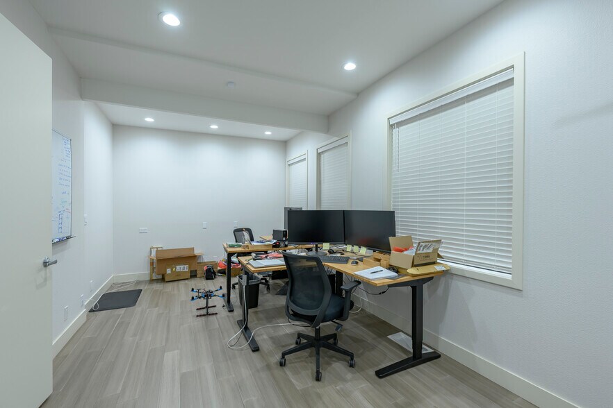 More Photos Of 351 SE Baker St, Mcminnville Medical For Lease