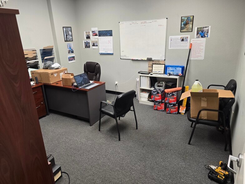 More Photos Of 5605 2nd St W, Lehigh Acres Warehouse For Sale