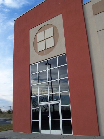 More Photos Of 5245 Old Dowd Rd, Charlotte Light Distribution For Lease