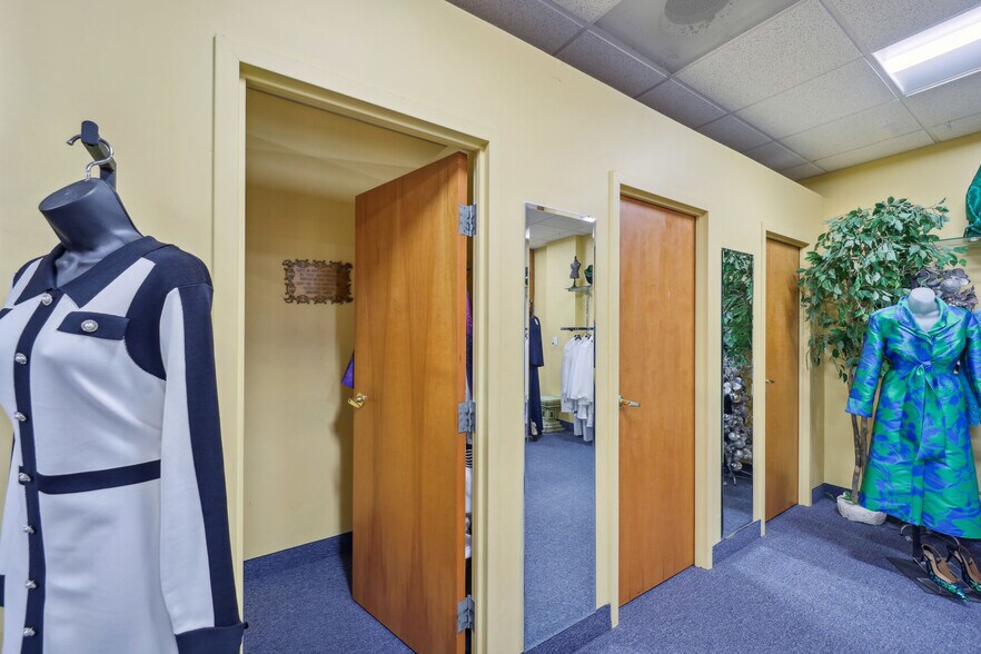 More Photos Of 5061 Allentown Rd, Suitland Freestanding For Sale