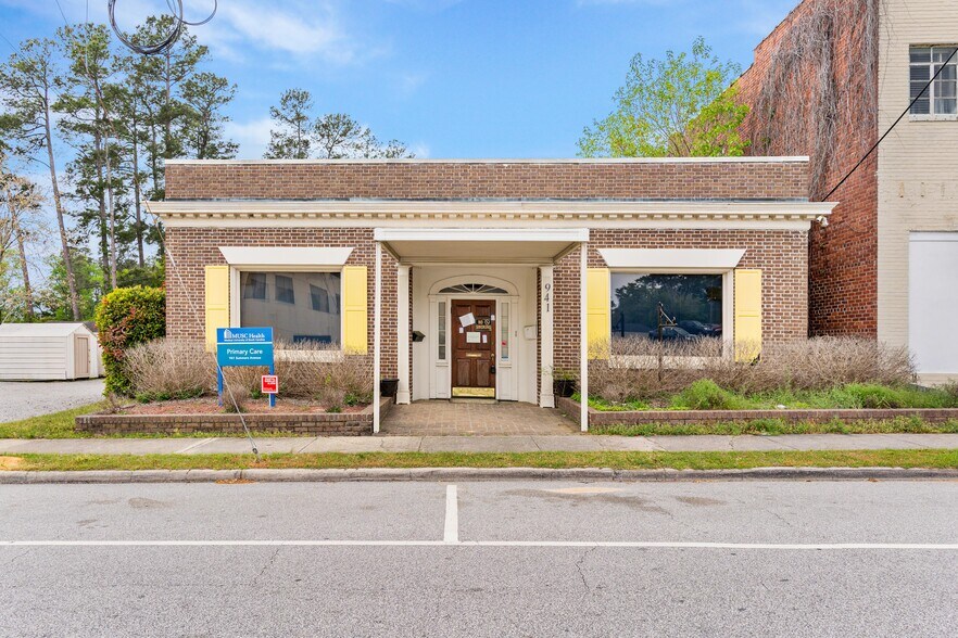 More Photos Of 941 Summers Ave, Orangeburg Medical For Sale