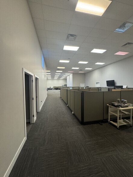 More Photos Of 142 N 1800 W, Lindon Warehouse For Lease