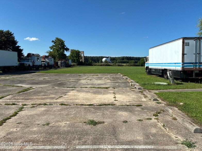 More Photos Of 161 T Com Dr, Elizabeth City Warehouse For Sale