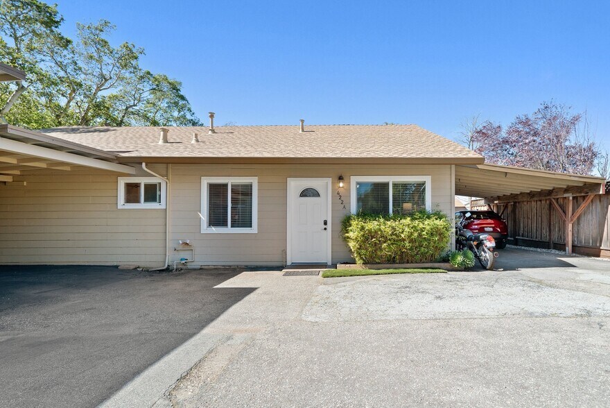 More Photos Of 420 Capitola Road Ext, Santa Cruz Apartments For Sale