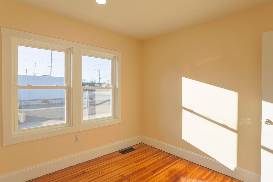 More Photos Of 153 Atlantic City Blvd, Beachwood Office Residential For Sale