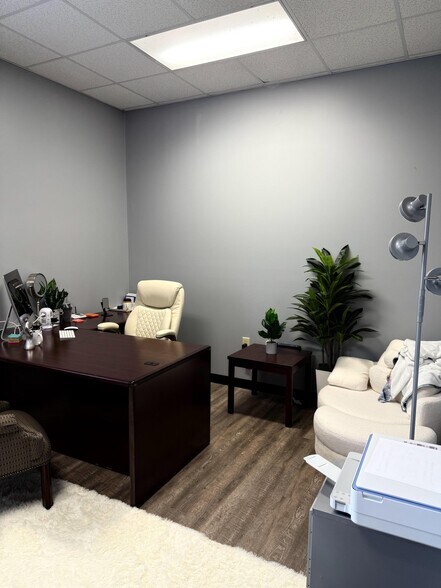 More Photos Of 650 Henderson Dr, Cartersville General Retail For Lease