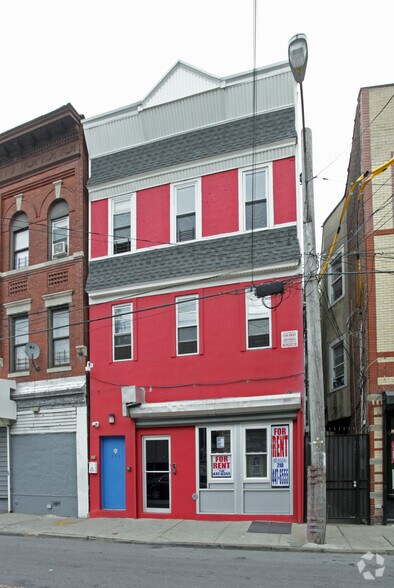 More Photos Of 413 Jersey St, Staten Island Storefront Retail Residential For Sale