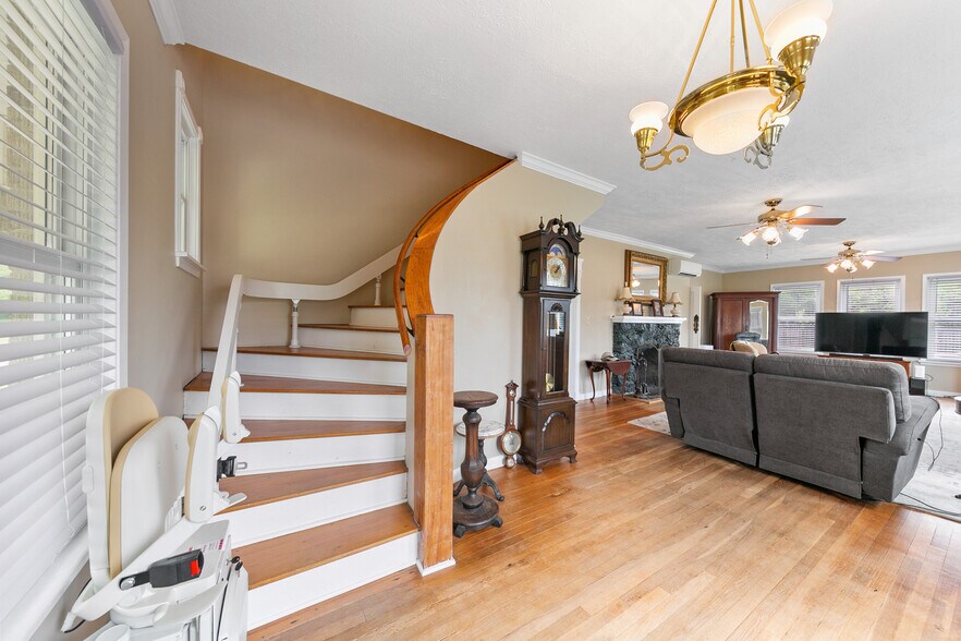 More Photos Of 2222 N Main St, Highlands Land For Sale