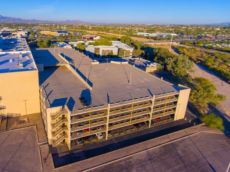 More Photos Of 4690 N Oracle Rd, Tucson Office For Sale
