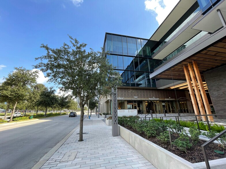 More Photos Of 1801 Post Oak Blvd, Houston Office For Lease