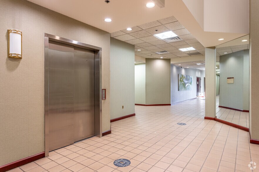 More Photos Of 3 W Main St, Elmsford Unknown For Lease