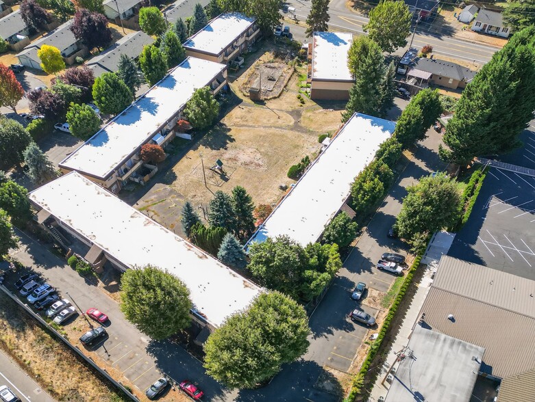 More Photos Of 6405 NE Hazel Dell Ave, Vancouver Apartments For Sale