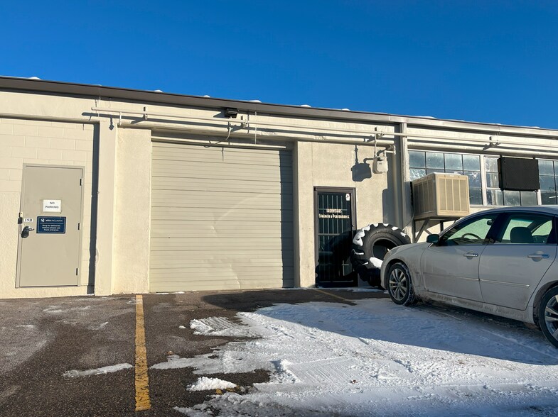 More Photos Of 555 Alter St, Broomfield Service For Lease