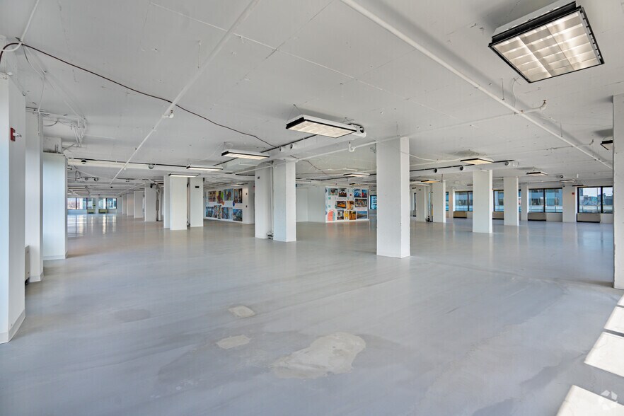 More Photos Of 1700 N Moore St, Arlington Office For Lease