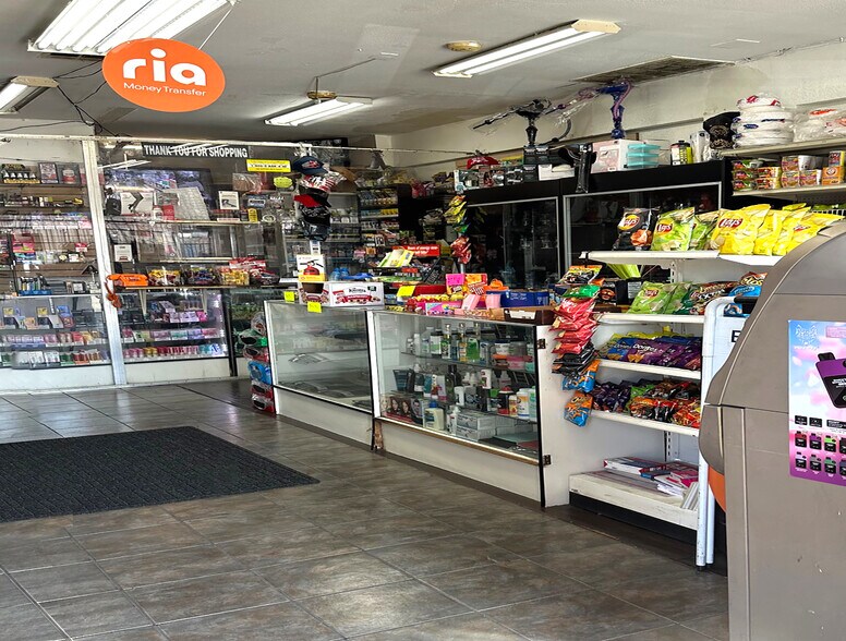 More Photos Of 4376 S Western Ave, Los Angeles Storefront Retail Office For Lease