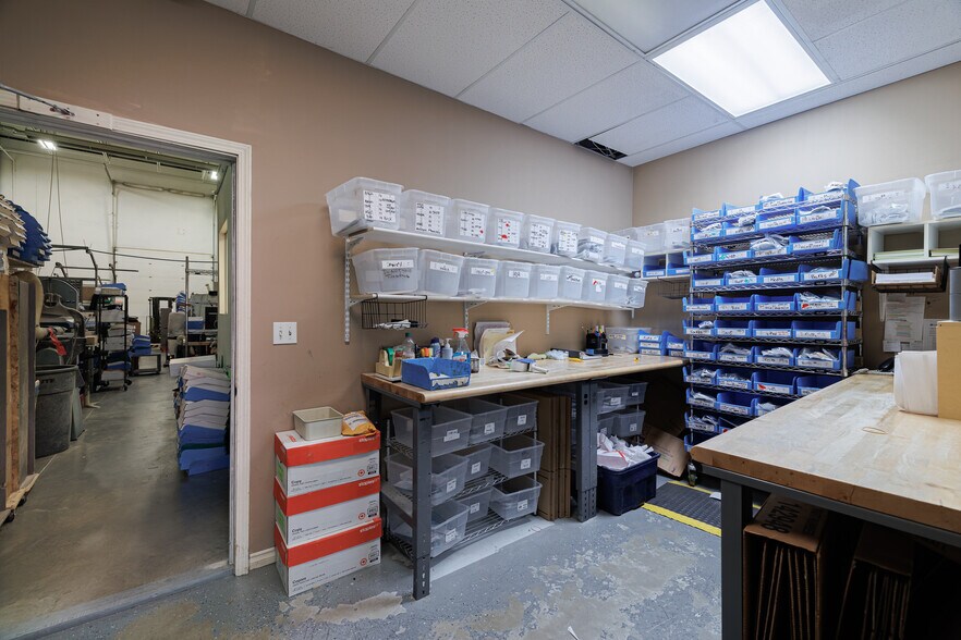 More Photos Of 6701-6777 Fairmount Dr SE, Calgary Warehouse For Lease