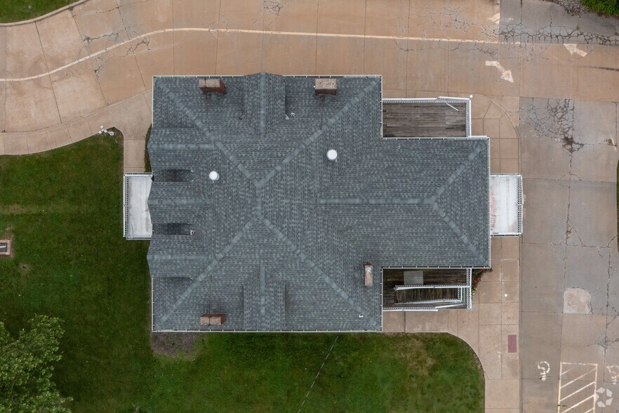 More Photos Of 5009 Lemay Ferry Rd, Saint Louis Freestanding For Sale