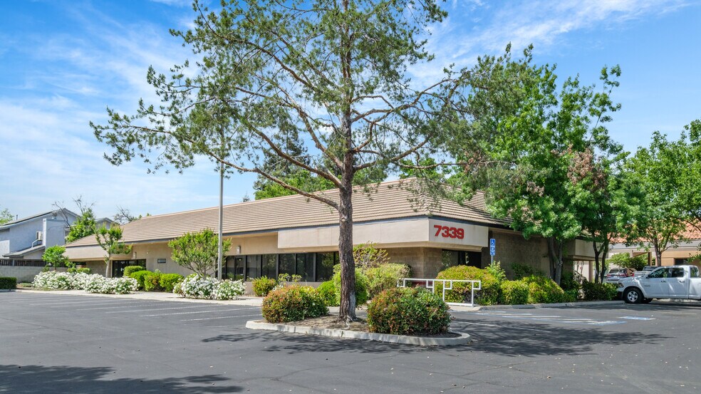 More Photos Of 7339 N 1st St, Fresno Office For Lease