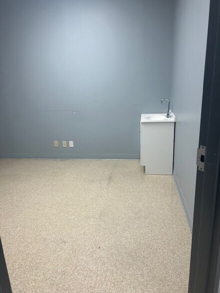 More Photos Of 3525 Prytania St, New Orleans Medical For Sale