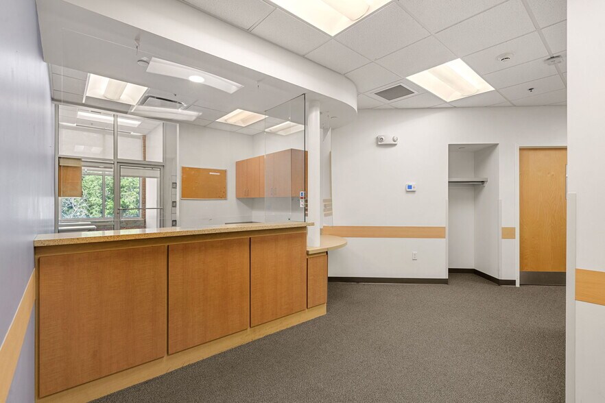 More Photos Of , Lawrence Office For Sale