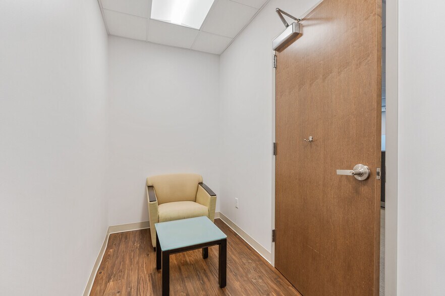 More Photos Of 1403-1405 W 2200 S, Salt Lake City Office For Lease