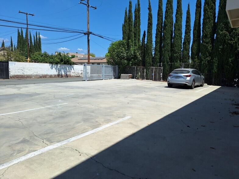More Photos Of 843 E Valley Blvd, San Gabriel Storefront Retail Office For Lease