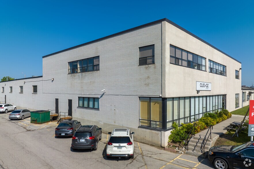 More Photos Of 42-46 Dufflaw Rd, Toronto Distribution For Lease
