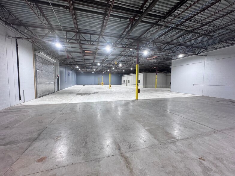 More Photos Of 904 S 20th St, Tampa Warehouse For Lease