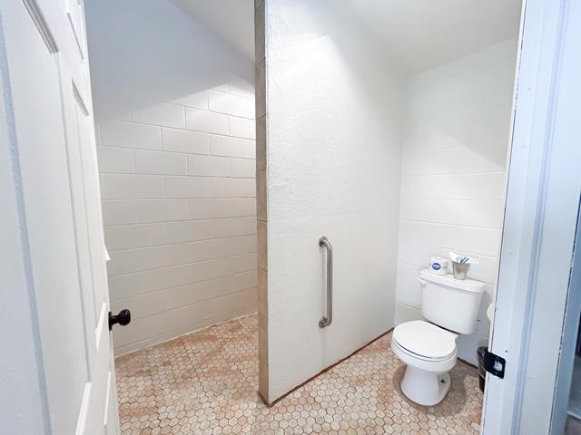 More Photos Of 10763 US Highway 30, Cokeville Hotel For Sale