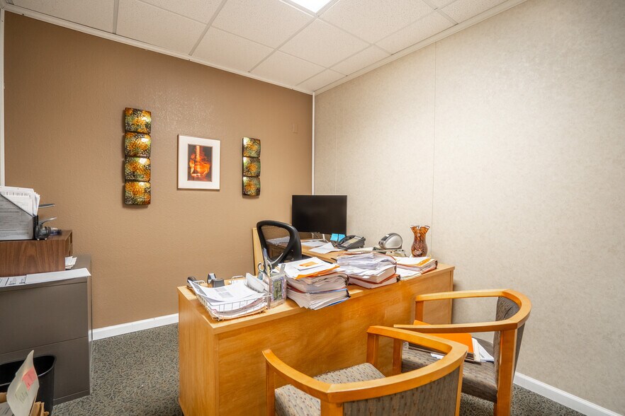 More Photos Of 1037 Palisades Blvd, Osage Beach Medical For Sale