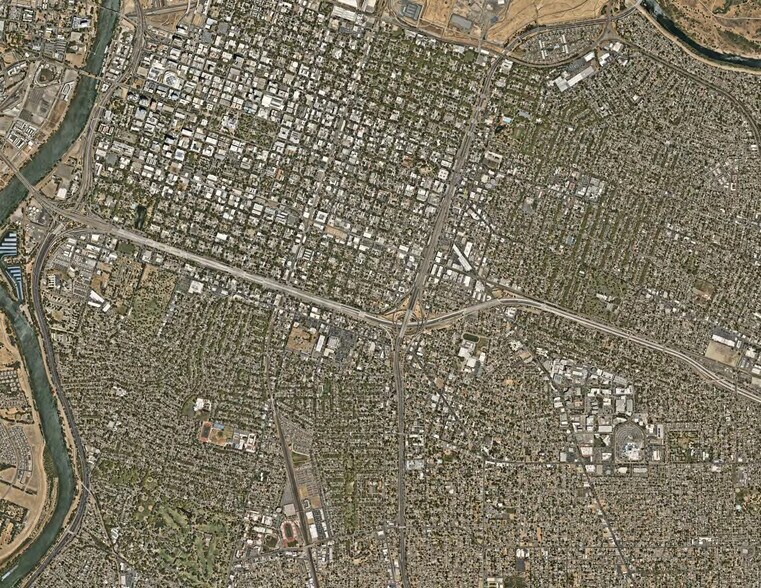 More Photos Of 3131 W St, Sacramento Apartments For Sale