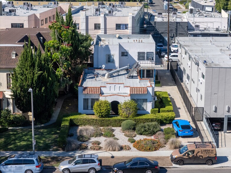 More Photos Of 1459 S Wooster St, Los Angeles Multifamily For Sale